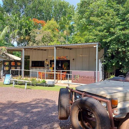 Litchfield Tourist Park Hotel Batchelor ภายนอก รูปภาพ