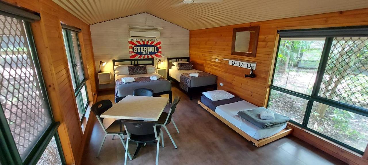 Litchfield Tourist Park Hotel Batchelor ภายนอก รูปภาพ