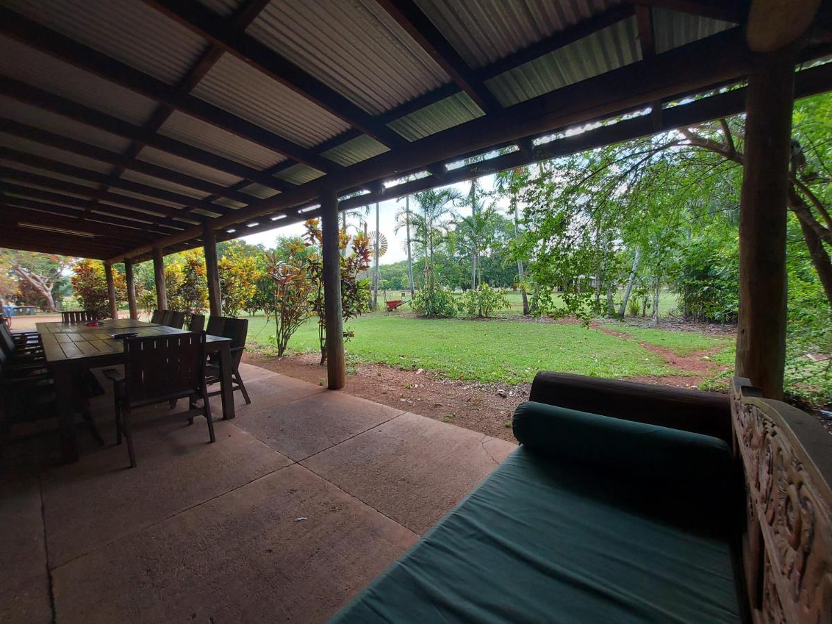 Litchfield Tourist Park Hotel Batchelor ภายนอก รูปภาพ