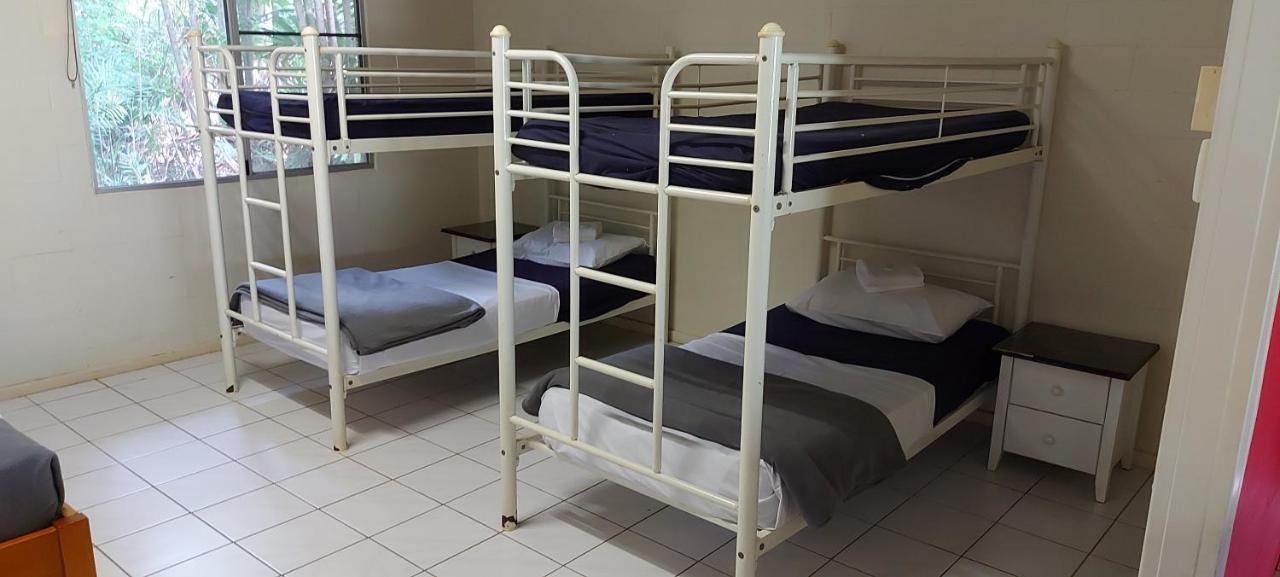 Litchfield Tourist Park Hotel Batchelor ภายนอก รูปภาพ